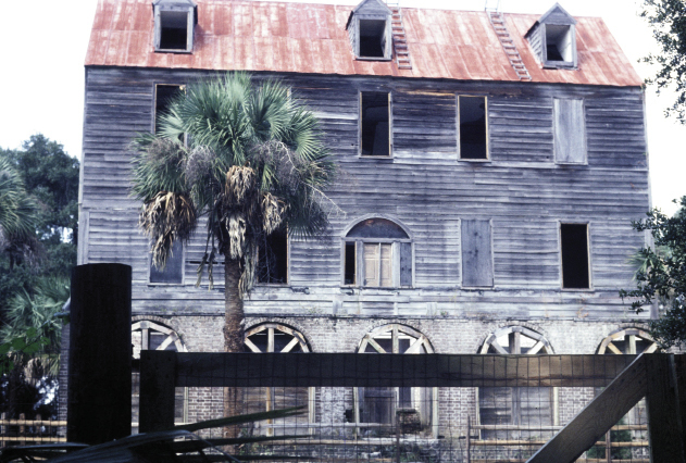 The Vanderhorst house was gated after development began.