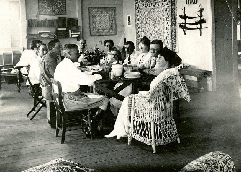 Beebe’s friend, former President Theodore Roosevelt, and his wife, Edith, visited the team in March