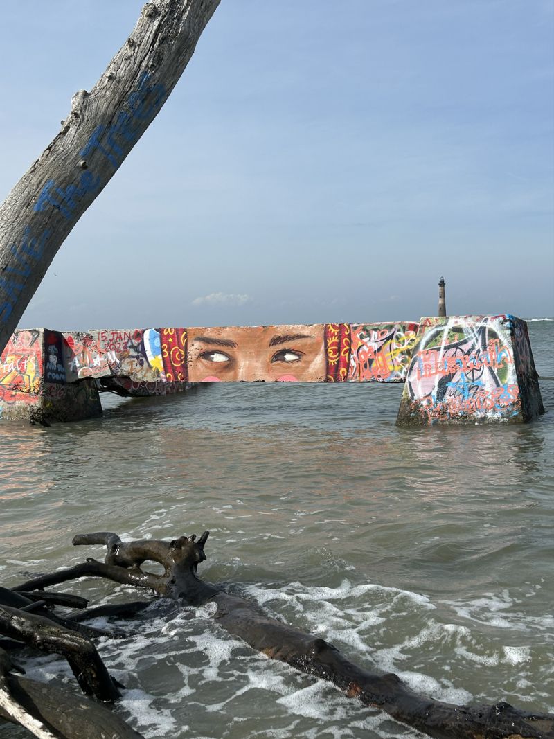 Folly Beach mural by Kruuk