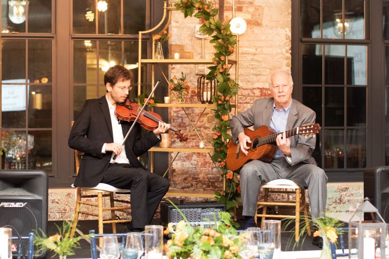 Father and son musicians Bob Williams Duo provided the evening’s tunes.